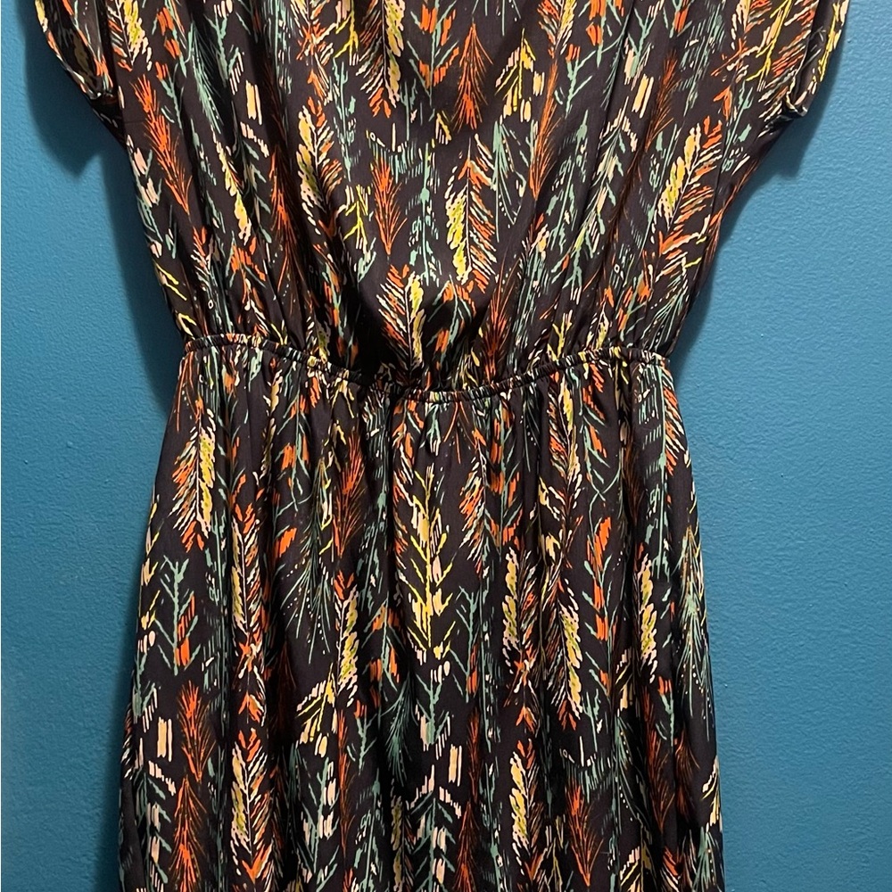 Soprano Dark Blue Multicolor Feather Print Midi Dress